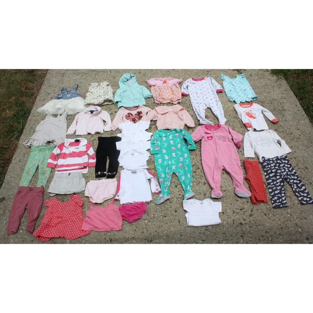Lot of 31 pcs Baby Girl Clothes 12M, 12-18M Outfits Sleepers CUTE FALL Wardrobe